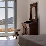 Minos