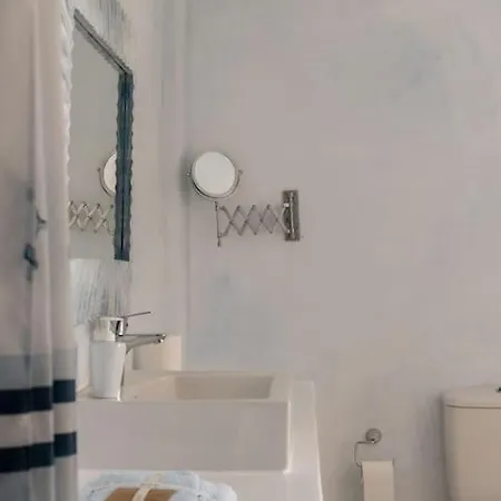 Minos Villa Andíparosz