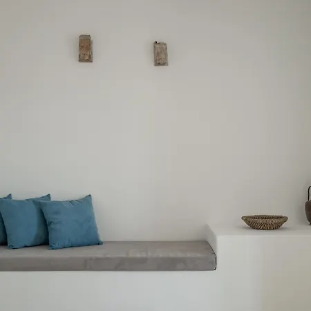 Minos Villa