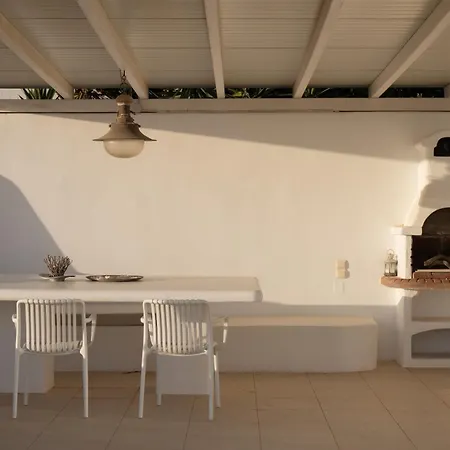 Villa Minos