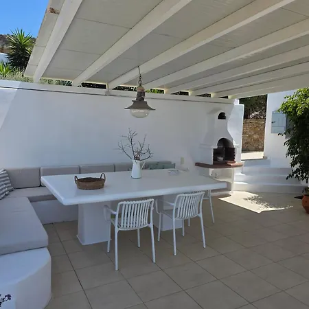 Villa Minos